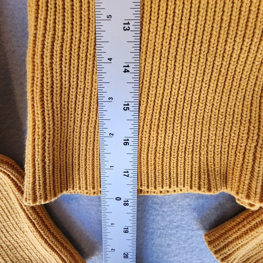 Disney x Forever 21 Mickey Mouse Yellow Crop Ribbed Sweater Turtleneck Sz S - Picture 8 of 8